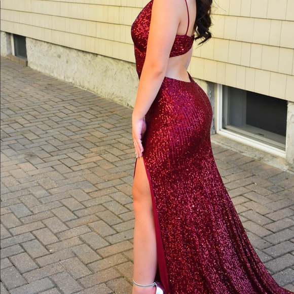 strapless open back dress Sparkly Blue Spaghetti Straps Homecoming Dresses MH560 main image 1